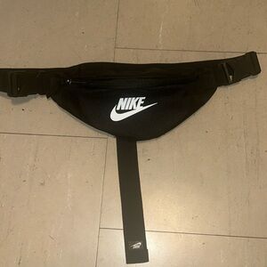 Nike pouch